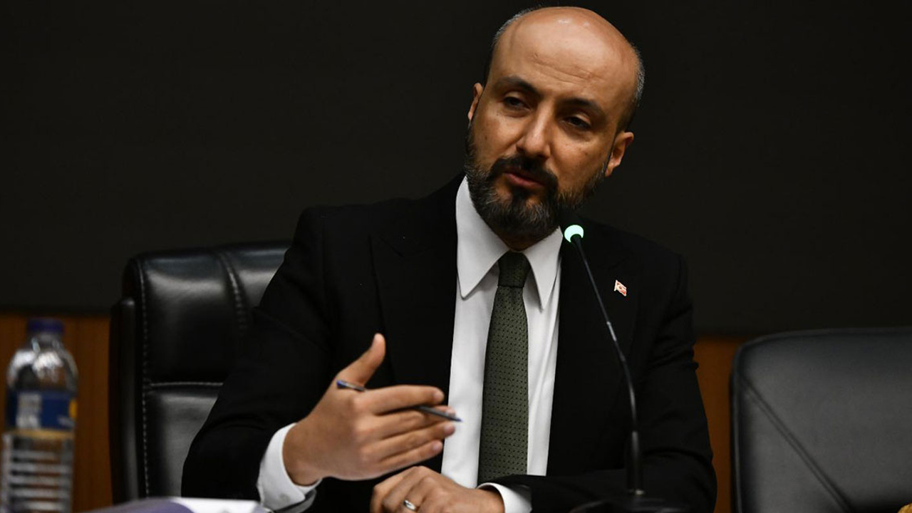 AK Parti'den Erdal Beşikçioğlu iddiası