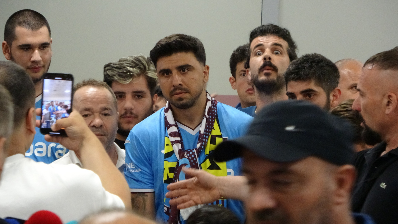 Ozan Tufan, Trabzonspor'a imzaya geldi