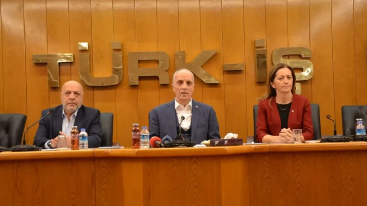 Sendikalardan asgari ücret için ortak bildiri hazırlığı