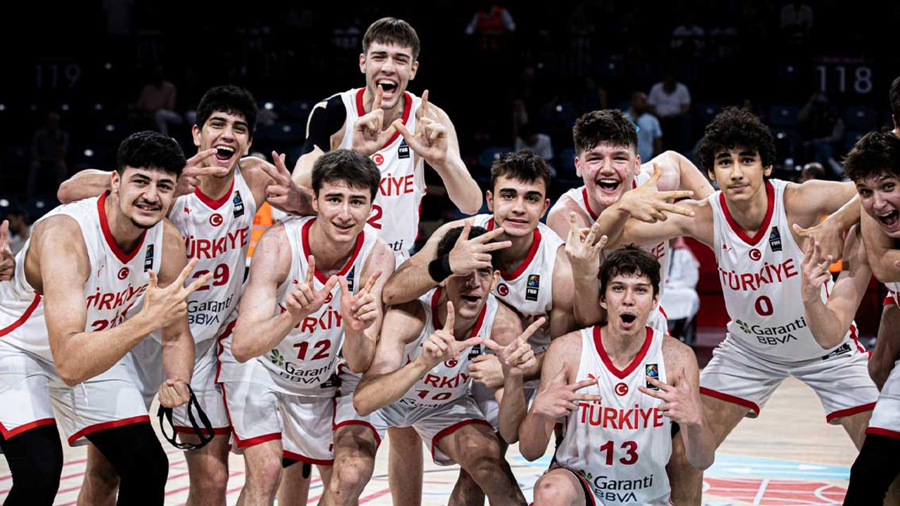 FIBA U17 Basketbol Dünya Kupasında Milliler bronz madalyaya uzandı