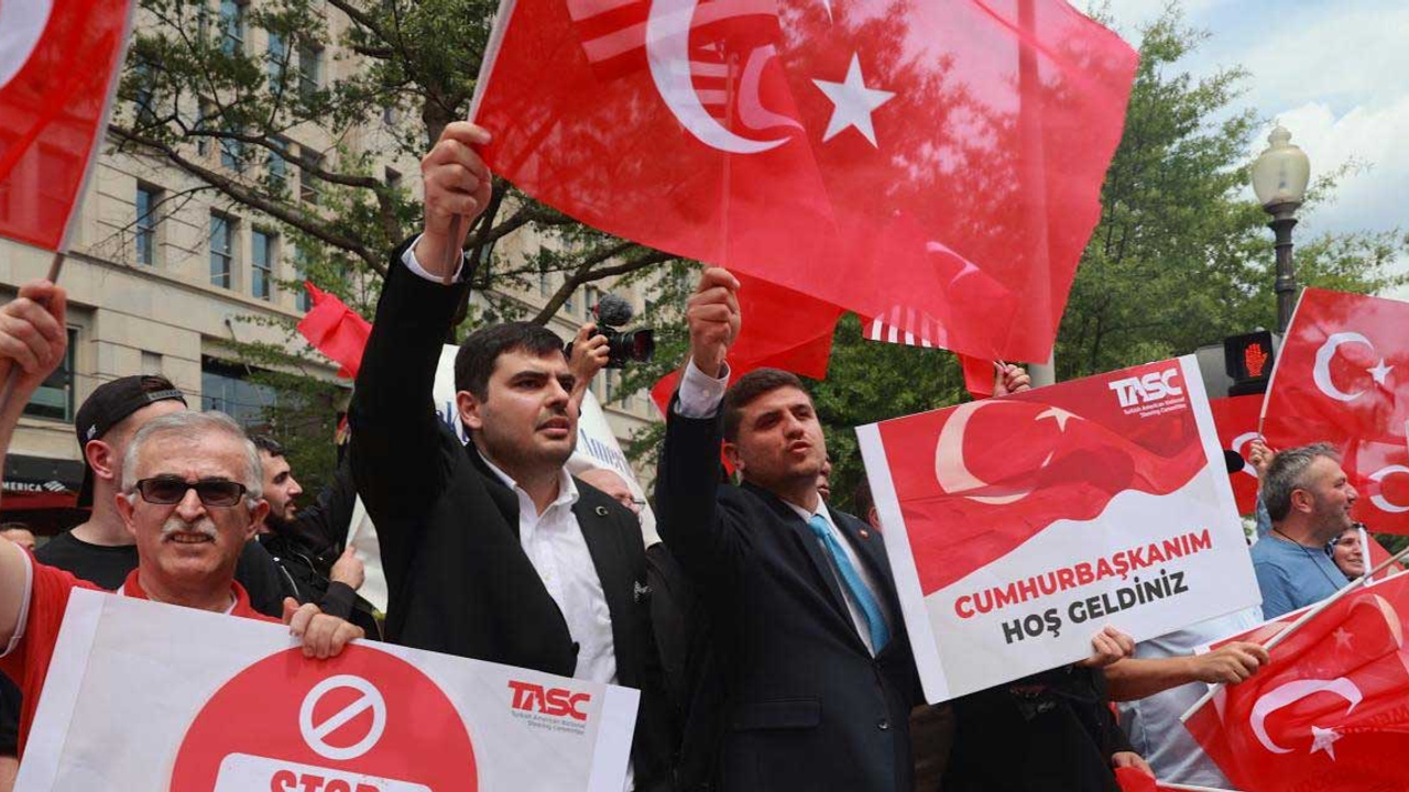 Cumhurbaşkanı Erdoğan'a ABD'de Türk vatandaşlardan sevgi seli: "Türkiye sizinle gurur duyuyor"