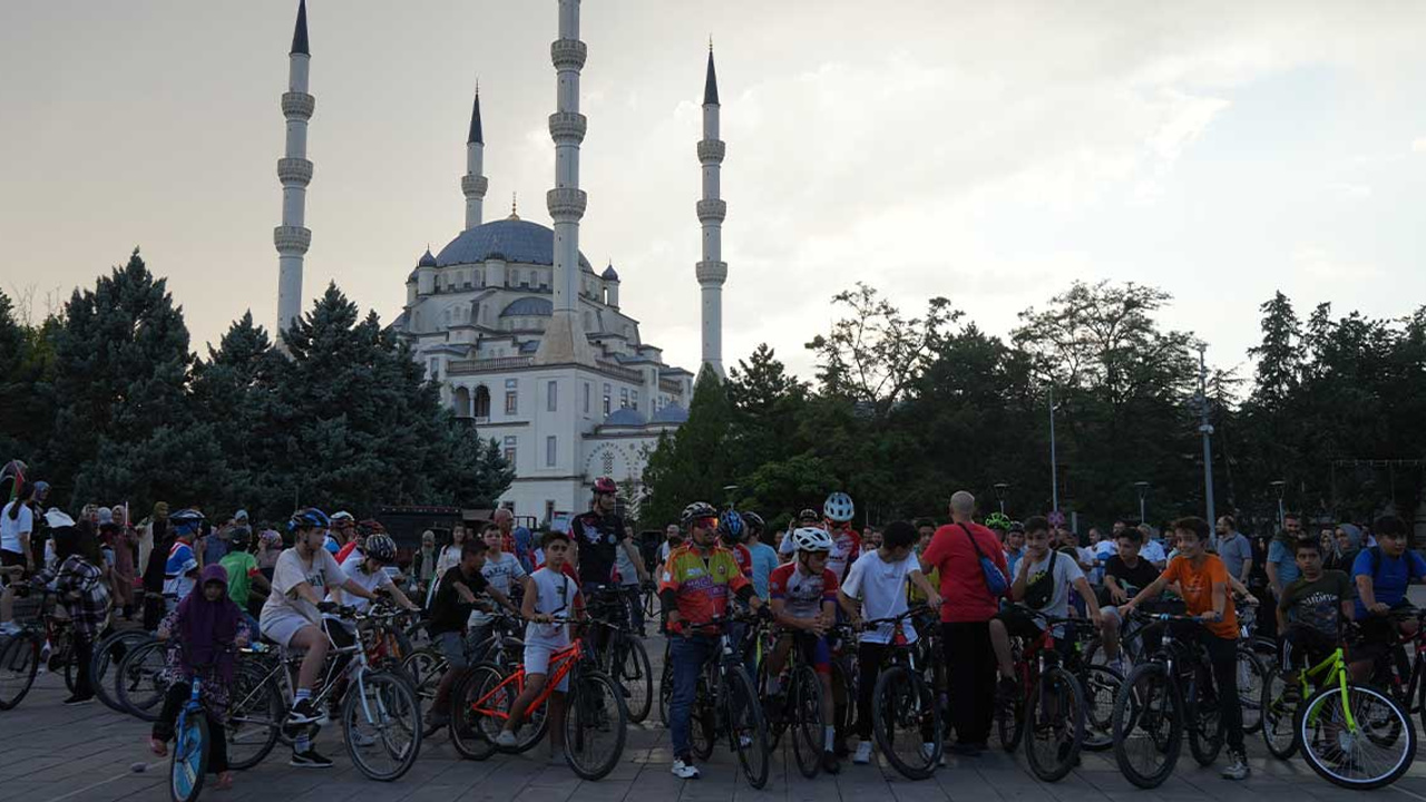 Kırıkkale'de 'Çocuklar ölmesin, Filistin'e özgürlük' sloganıyla Filistin anıldı