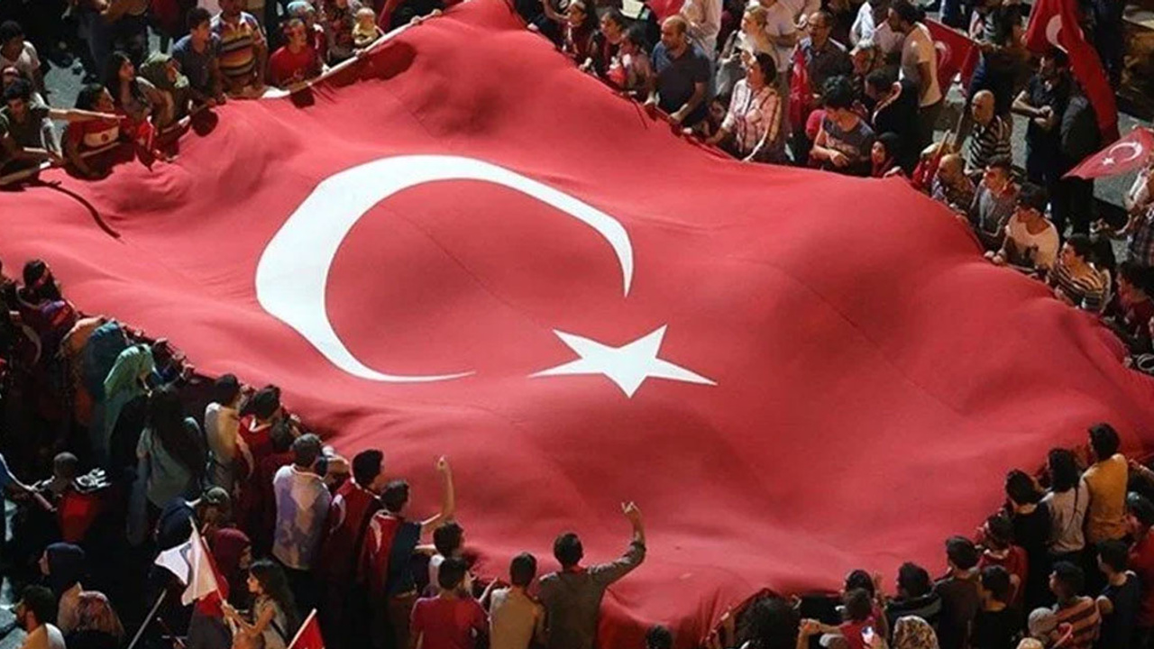 İş dünyasından 15 Temmuz Demokrasi ve Milli Birlik Günü mesajları