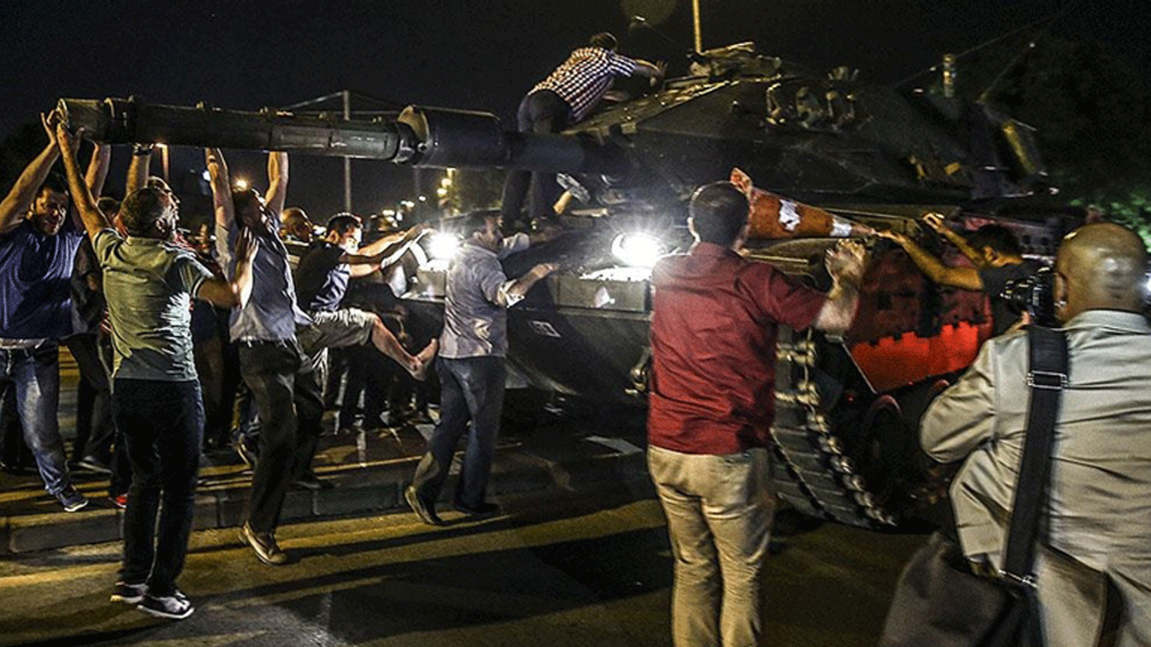 FETÖ'nün darbe girişiminin üzerinden tam 8 yıl geçti