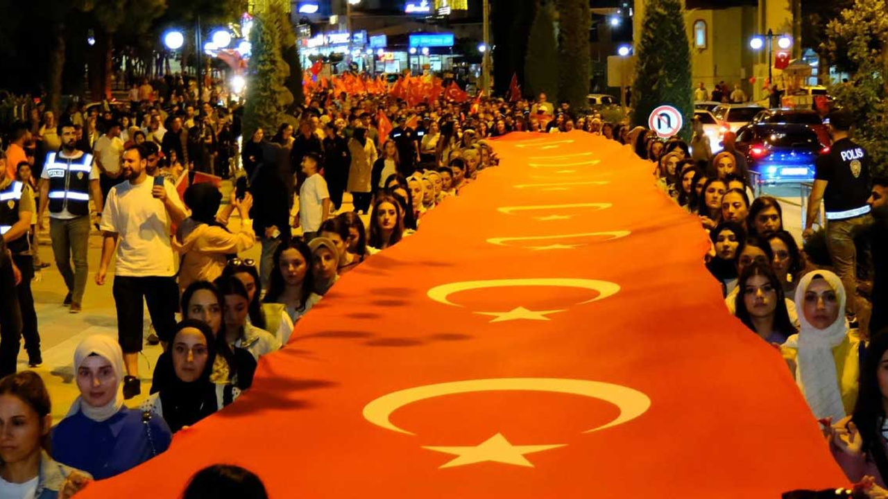 Yozgat'ta 15 Temmuz Demokrasi ve Milli Birlik Gününde yoğun katılımlı anma