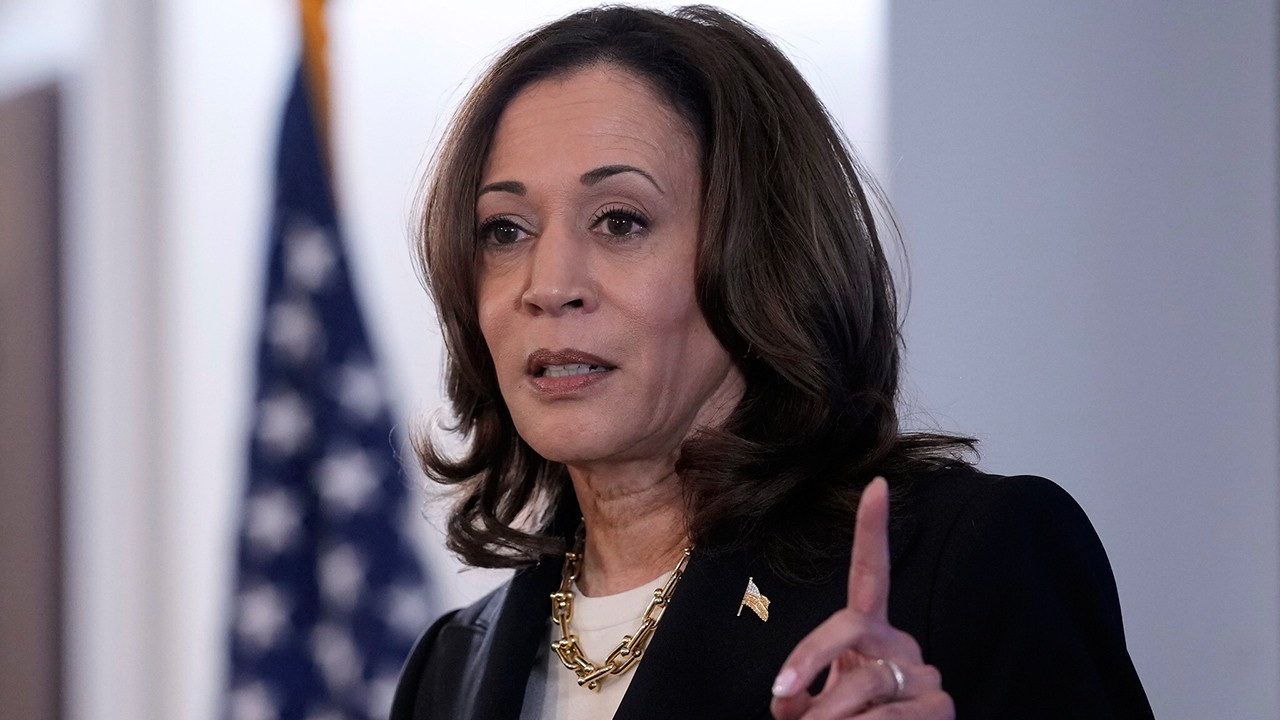 Kamala Harris yenilgiyi kabul etti