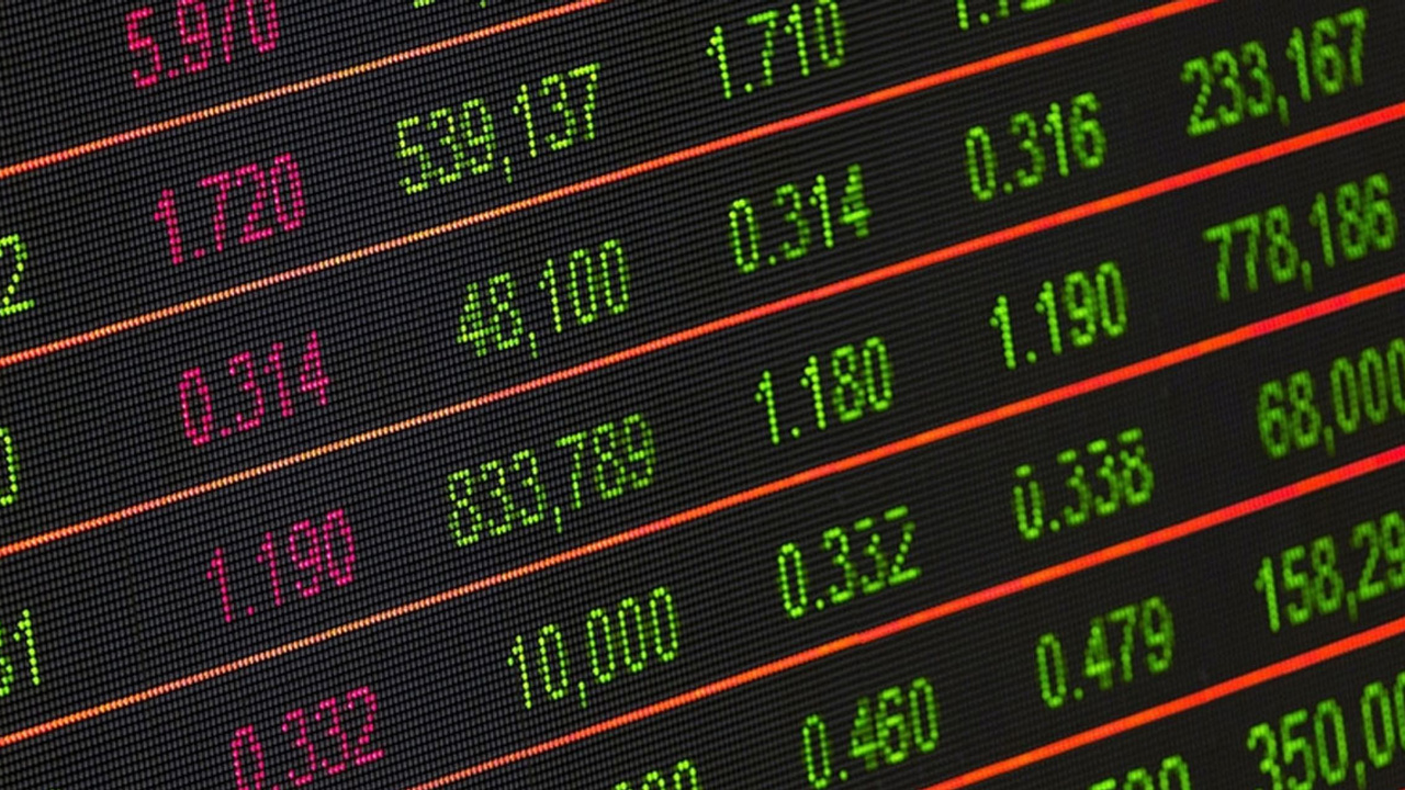 Borsa İstanbul'da BIST 100 endeksi günü düşüşle tamamladı: BIST100'de en çok yükselen ve düşen hisseler