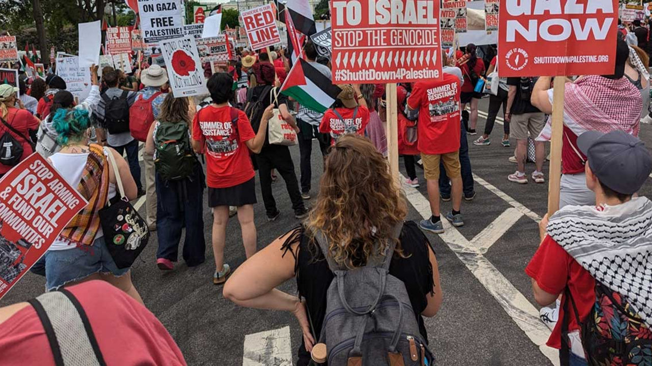 Binlerce gösterici Washington sokaklarında Netanyahu'yu protesto ediyor: 'Soykırımcı Biden, Gazze'de ateşkes' sesleri