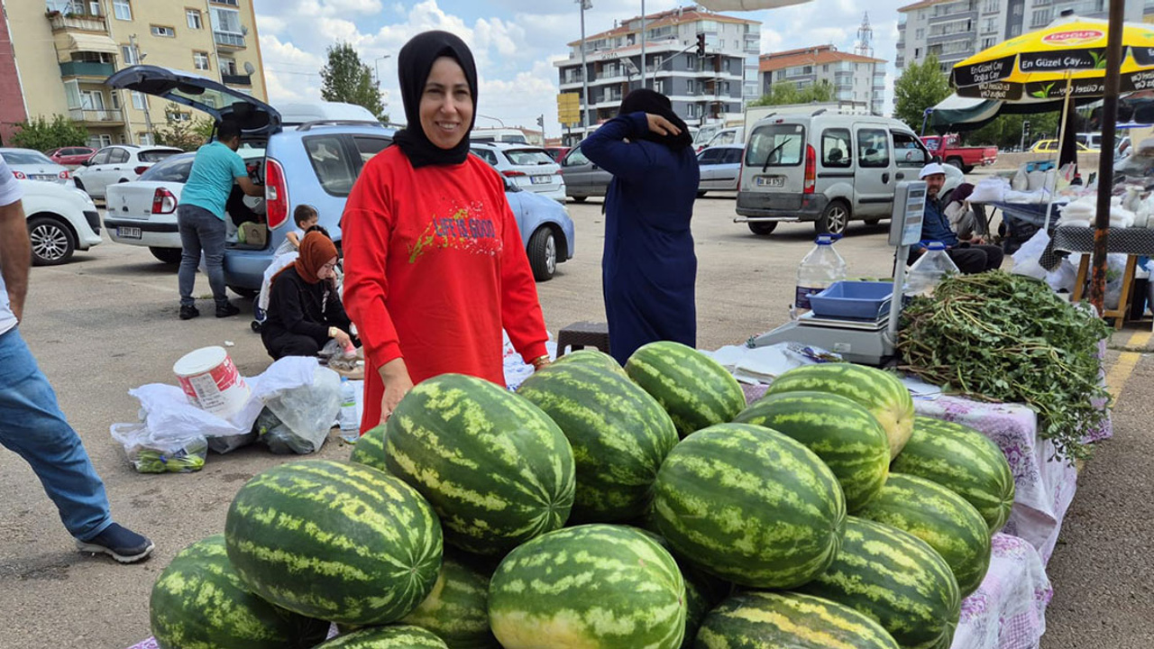 Sincan'da doğal sebze- meyveler vatandaşla buluşuyor