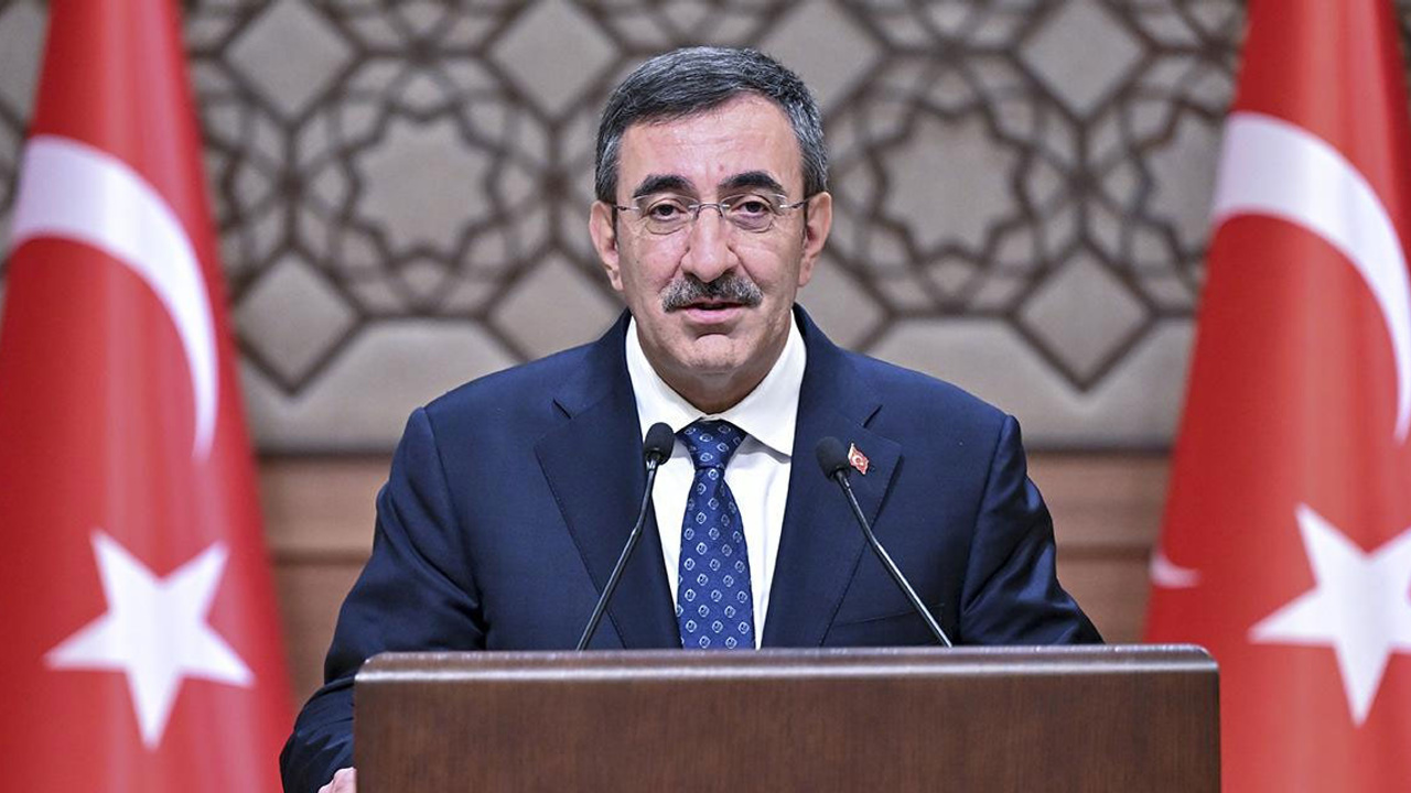 Cumhurbaşkanı Yardımcısı Cevdet Yılmaz: İhracat artışı cari açığı azaltıyor