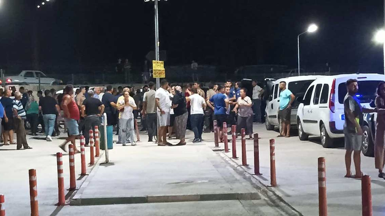 Sahilde oturan gençlere silahlı saldırı: Gencecik hayatlar gitti!