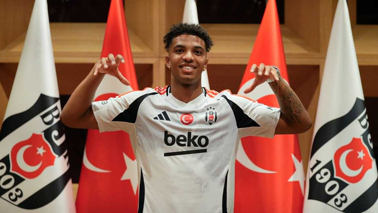 Beşiktaş'a PSG'den transfer: Beşiktaş, 20 yaşındaki Cher Ndour'a imzayı attırdı