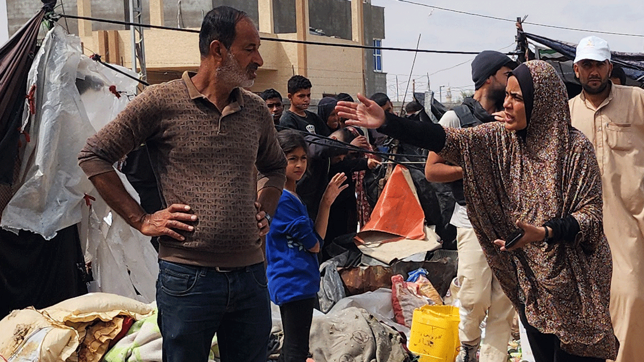 İsrail durmuyor! Gazze'de yine bomba sesleri yükseldi! Çocuklar öldü!