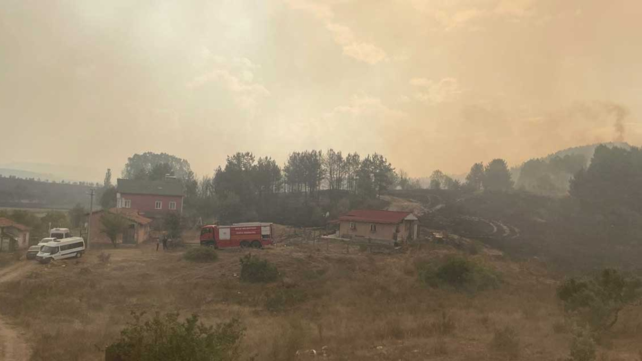 Ankara'da çıkan yangının görgü tanığı yaşadığı paniği anlattı