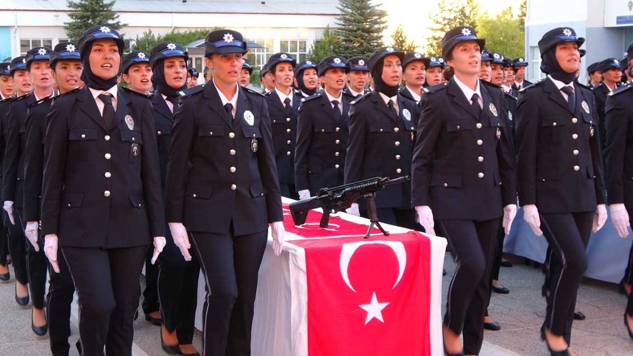 Yozgat'ta 276 kadın polis adayı mezun oldu