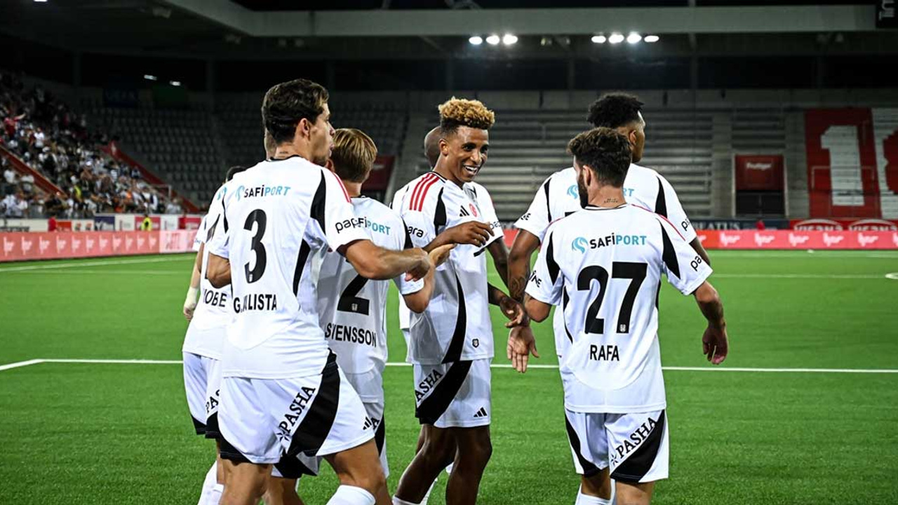 UEFA Avrupa Ligi Play-Off Turunda İsviçre'de 6 gollü maçtan Beşiktaş avantajla döndü: Lugano 3-3 Beşiktaş