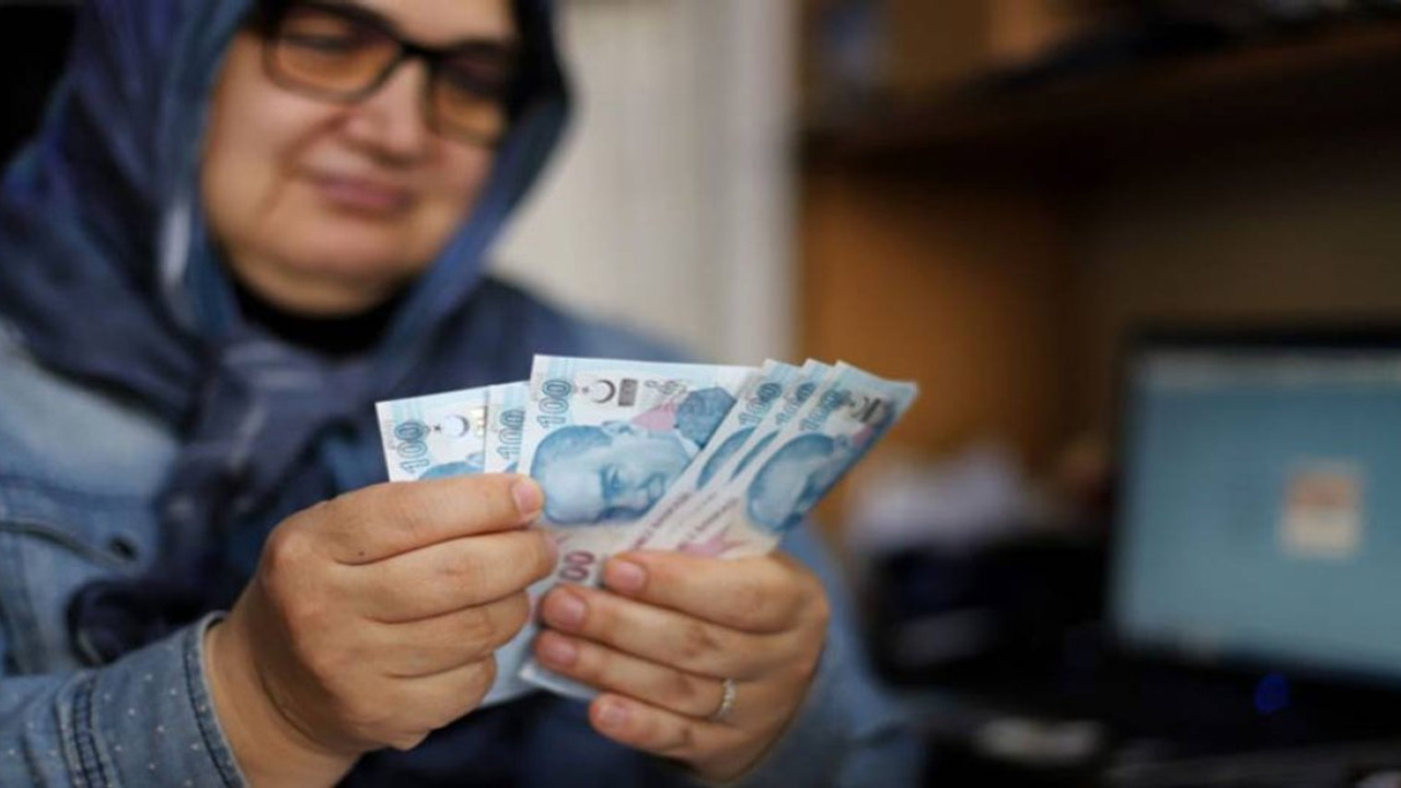 Kadın sigortalılara doğum borçlanması ile erken emeklilik fırsatı