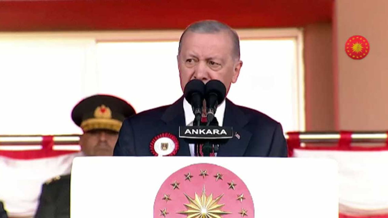 Cumhurbaşkanı Erdoğan Kara Harp Okulu Diploma Alma Töreninde konuştu: FETÖ'cülerin ordumuzda açtığı tahribatı telafi ettik