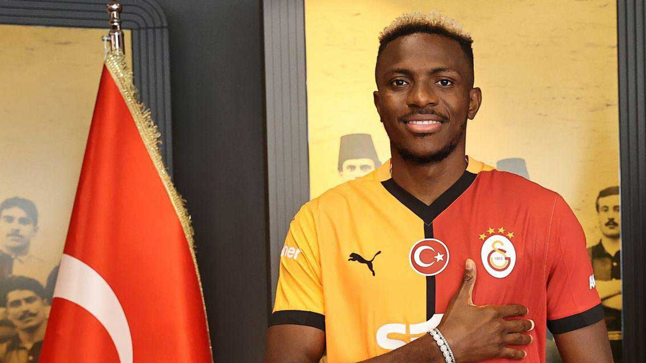 Victor Osimhen Galatasaray’da: "Mertens, İtalya'da hep yanımdaydı, bu karar benim için kolay oldu"