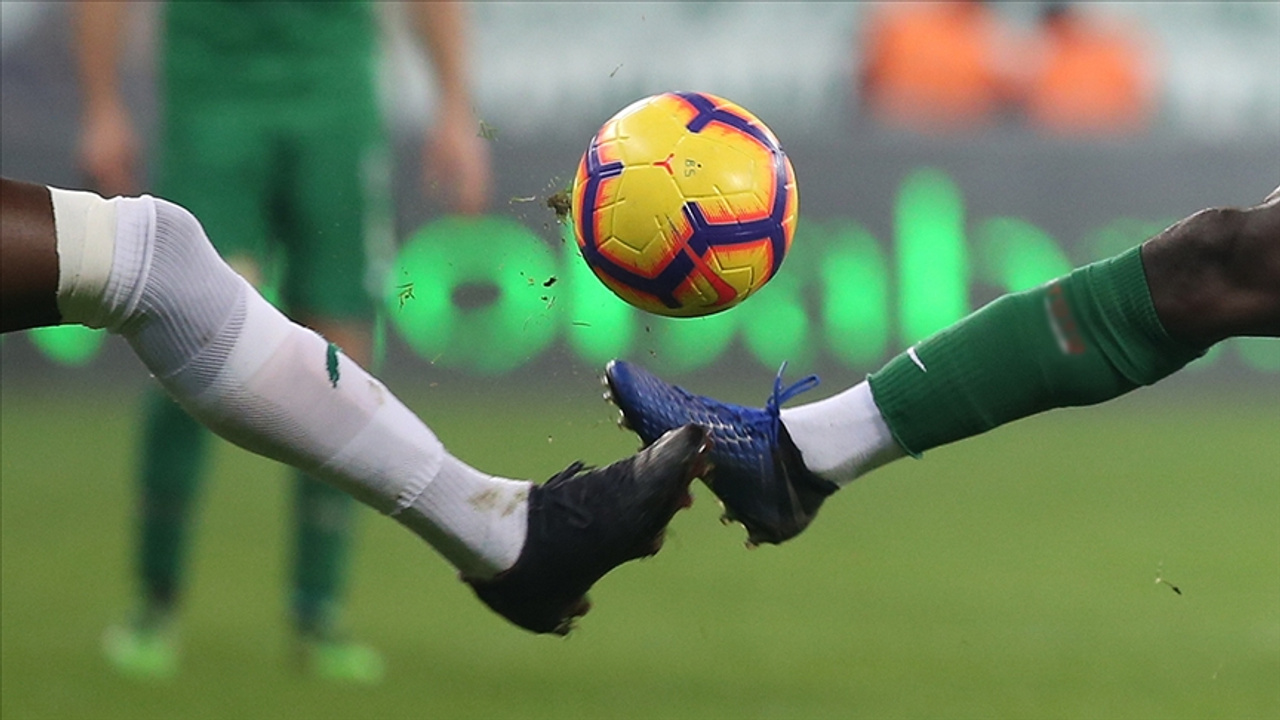 Bu hafta hangi maçlar var? Pazar günü hangi maçlar var? 15 Eylül Süper Lig ve 1’inci Lig’de hangi takımlar oynayacak?