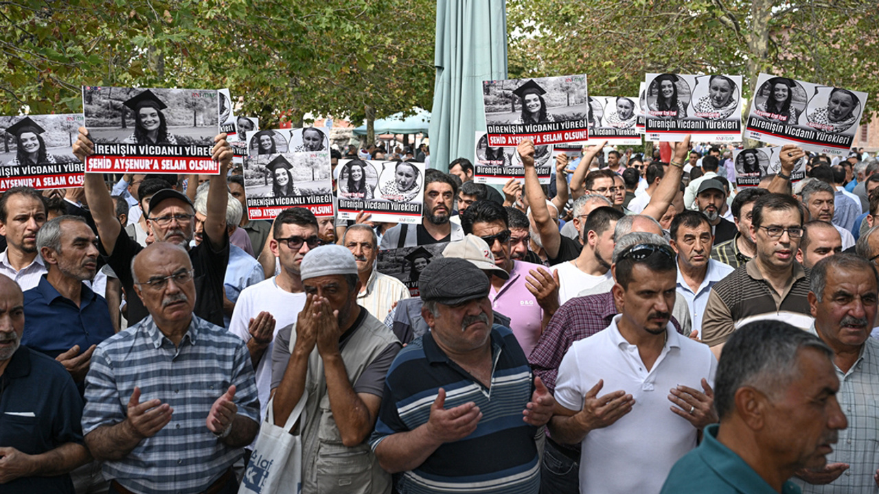 Ankara'da Ayşenur Ezgi Eygi için gıyabi cenaze namazı kılındı