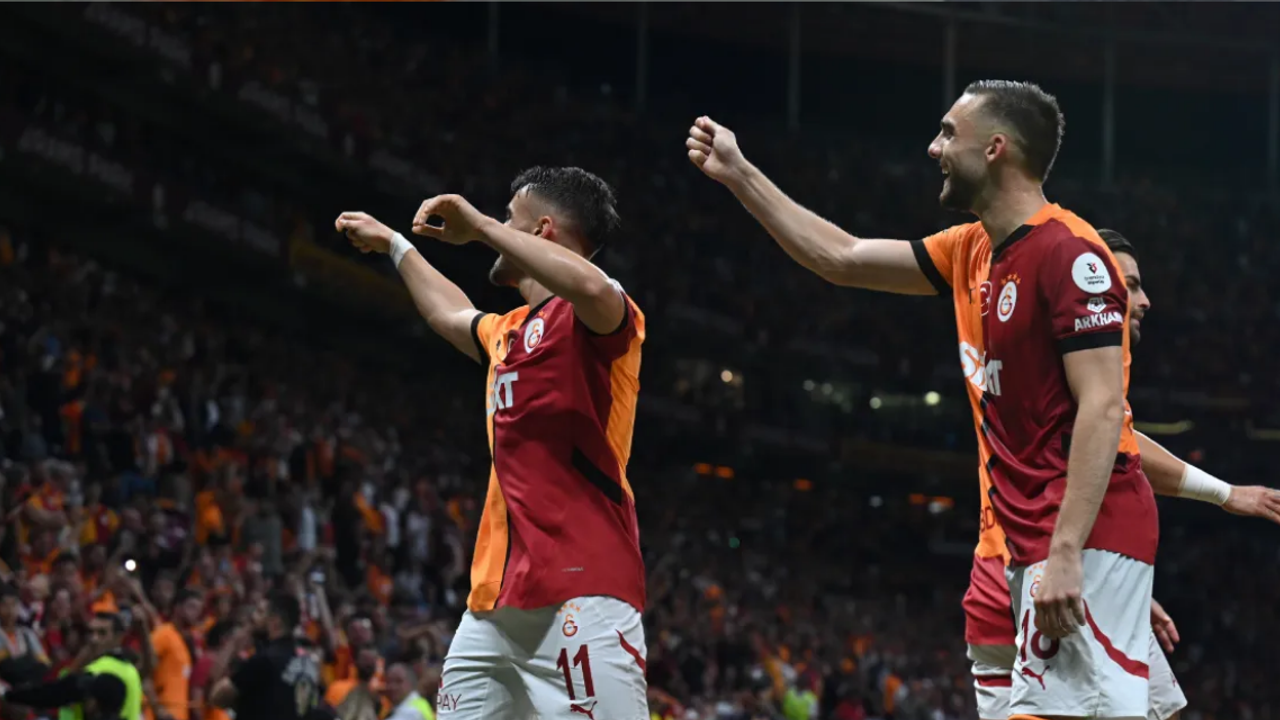 Galatasaray, Gaziantep FK'yı 3-1 mağlup ederek zirveye yükseldi