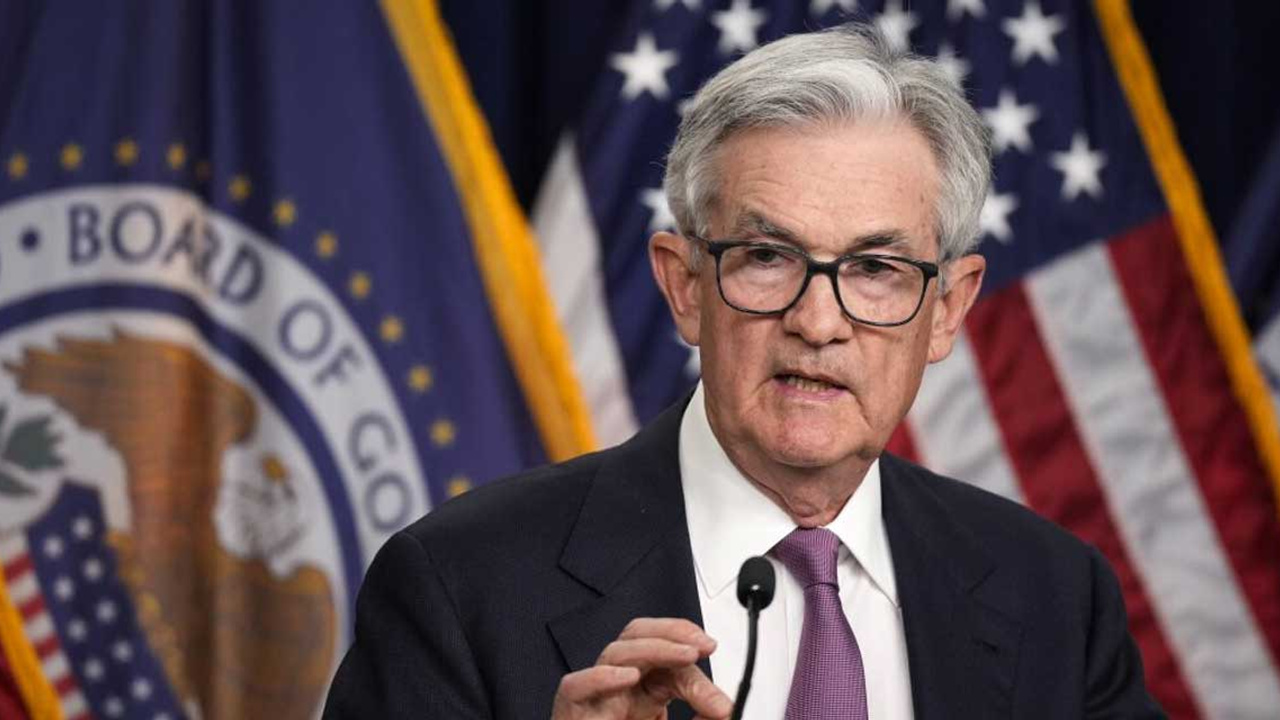 ABD Merkez Bankası (Fed) Başkanı Jerome Powell, faiz indirimi sonrası enflasyonda yüzde 2 hedefinin sürdüğünü aktardı