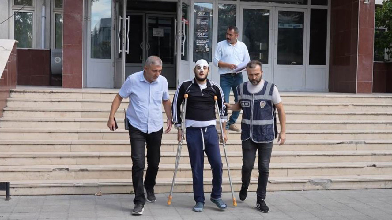 Kırıkkale'de oğlu tarafından bıçaklanan baba ambulansta kalp krizi geçirerek öldü!