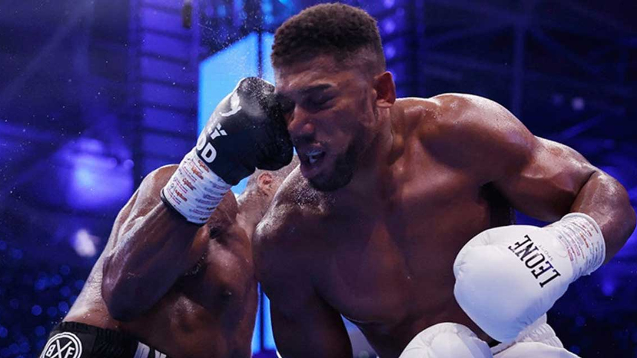 Hem nakavt oldu hem de paranın büyüğünü alıyor! | Anthony Joshua'ya yüklü para ödülü!