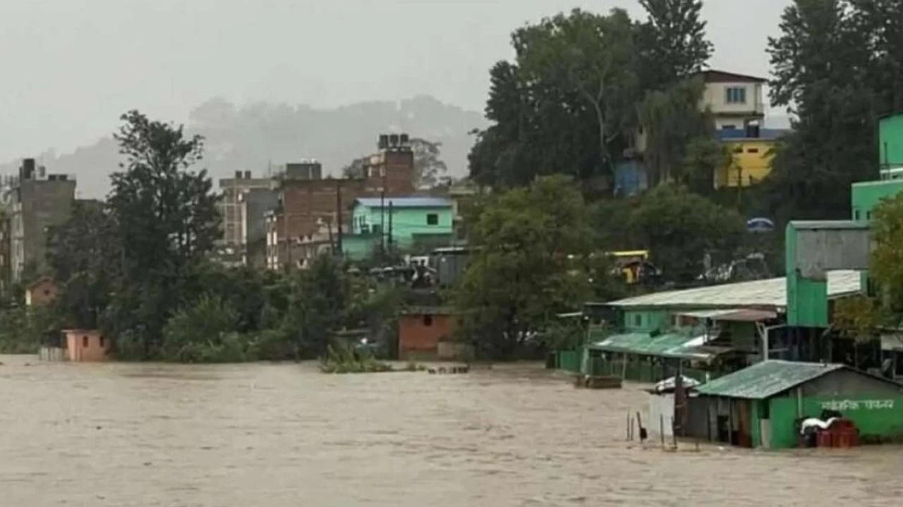 Nepal’de sel ve heyelan: 10 ölü, 7 kayıp