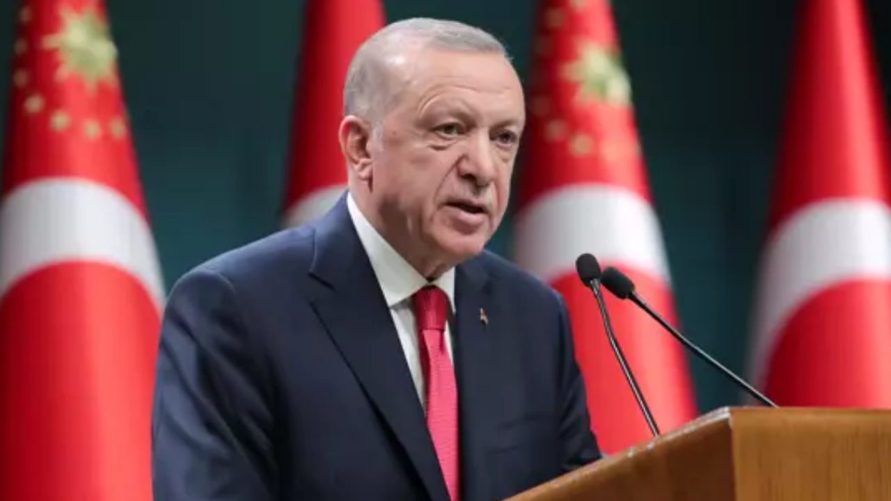 Cumhurbaşkanı Erdoğan: 'Koşturmaya devam ediyoruz'