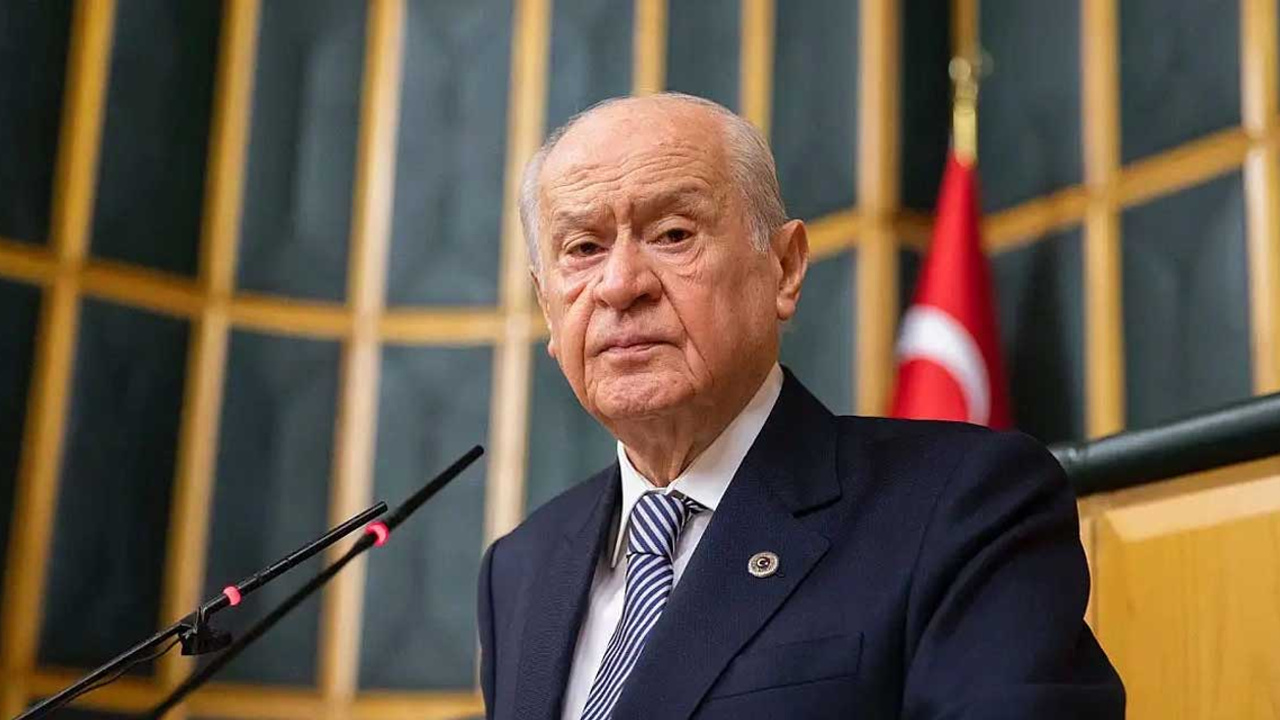 MHP'li Semih Yalçın: Bahçeli oyun kurdu