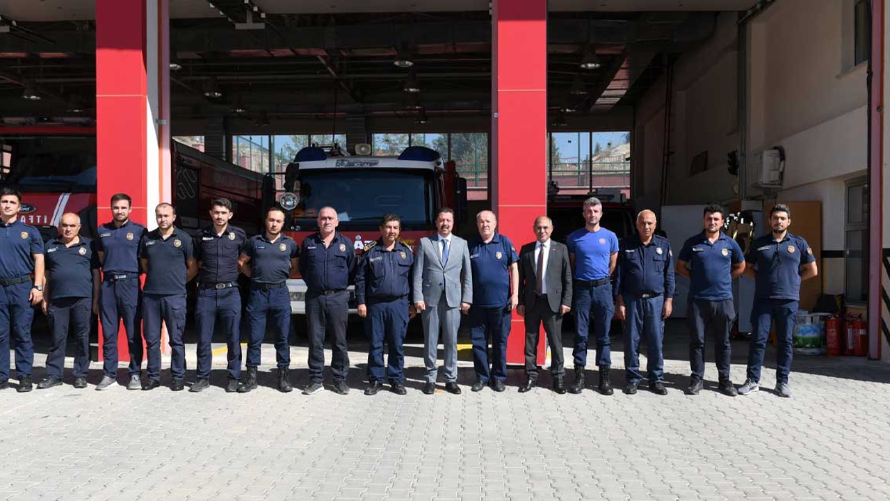 Beypazarı Belediye Başkanı Özer Kasap, İtfaiye İstasyonu'nu ziyaret etti