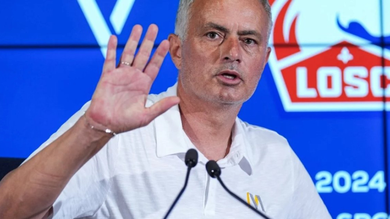 Jose Mourinho'dan yönetime 'zam' talebi! Yerli oyuncular için rapor hazırladı