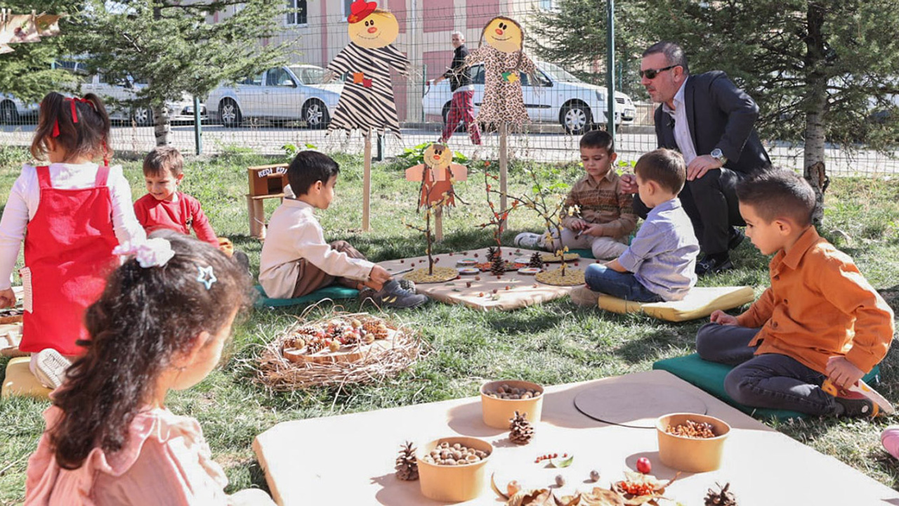 Başkan Ercan miniklerin 'Hoş Geldin Sonbahar' etkinliğine katıldı