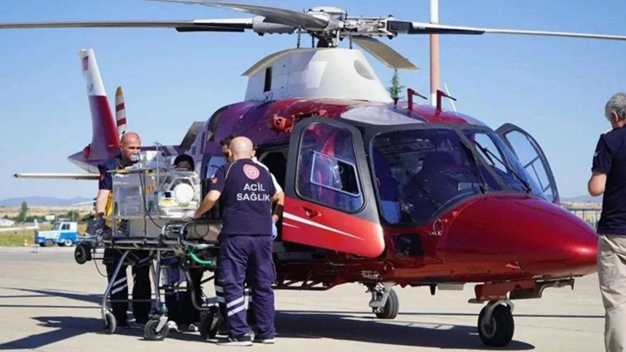 22 günlük Erdoğan bebek ambulans helikopterle Ankara'ya sevk edildi