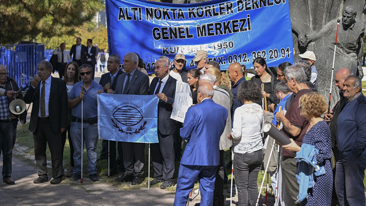 Görme engellilerden "bakım maaşı" talebi!