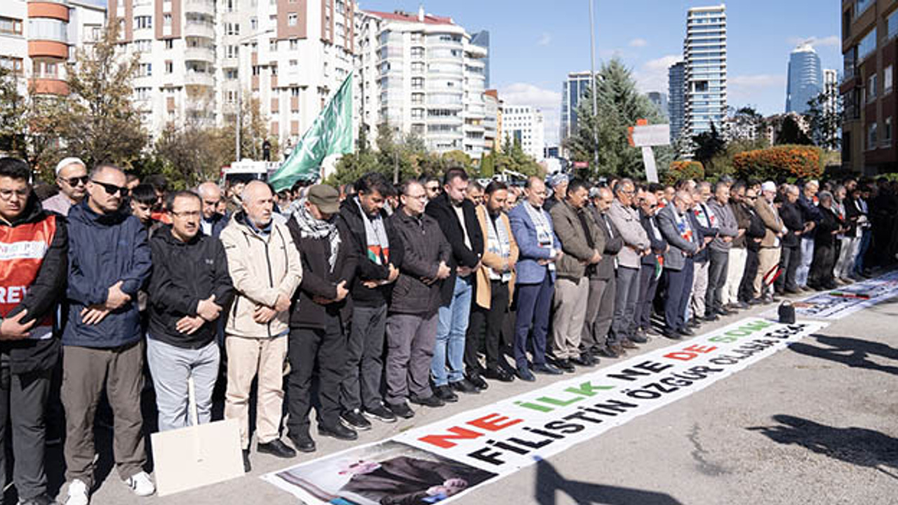 Yahya Sinvar için Ankara’da gıyabi cenaze namazı kılındı