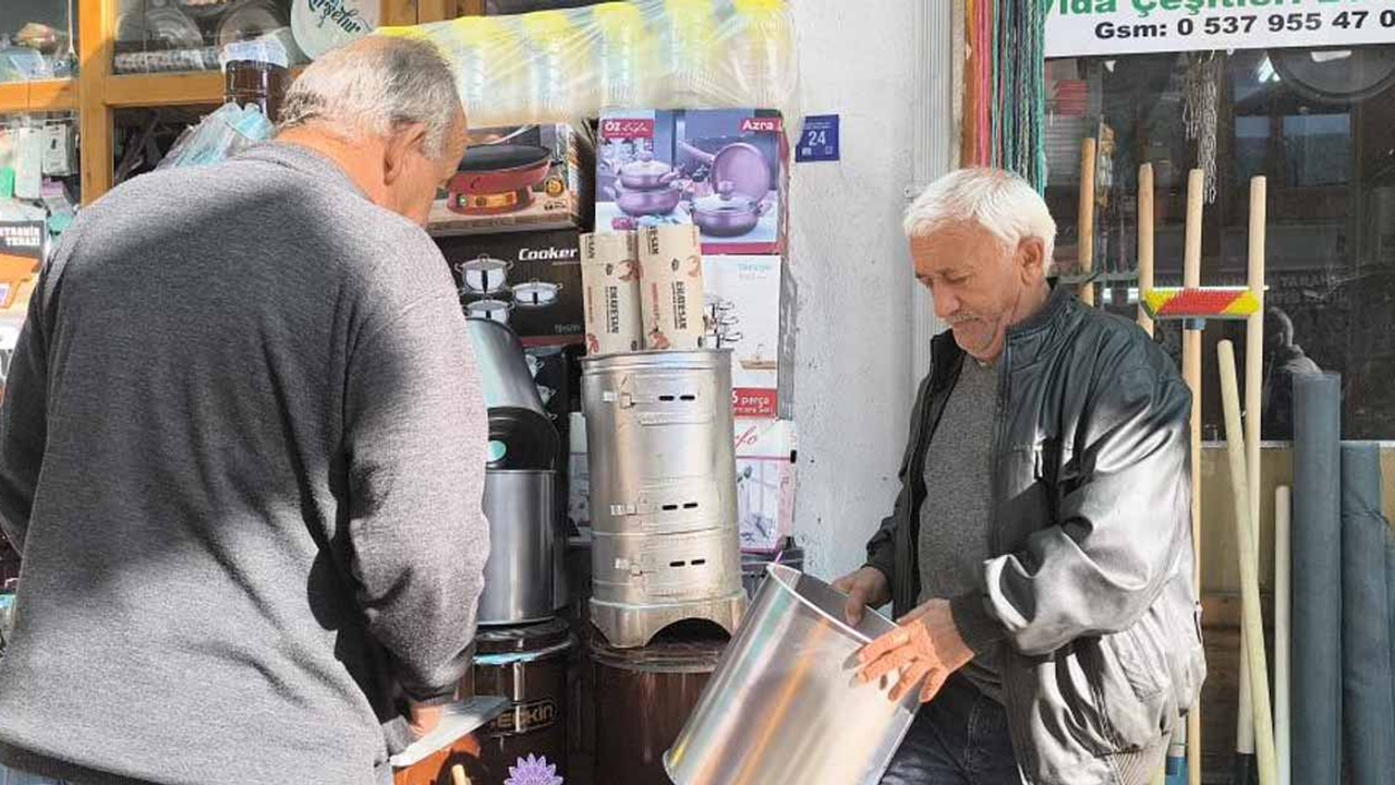 Kırşehir’de hava soğudukça sobaya talep artıyor