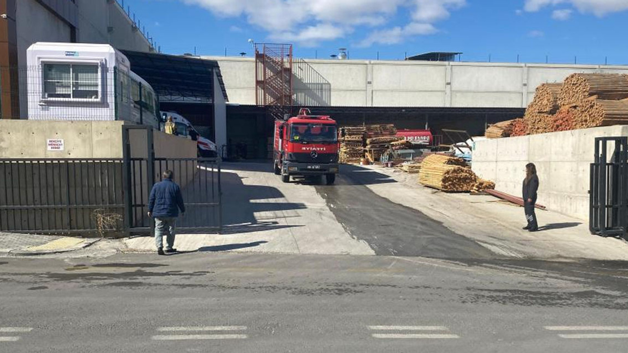 Ankara Akyurt'ta fabrika yangını