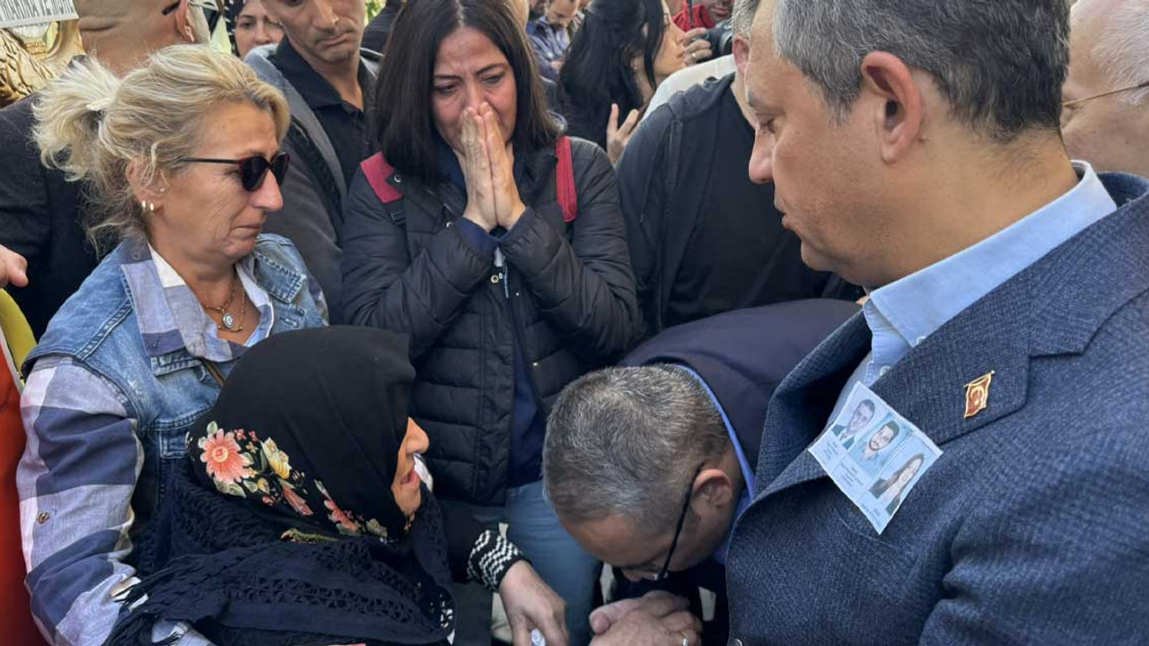 CHP lideri Özgür Özel, ABB Başkanı Mansur Yavaş ve Mesut Özarslan, TUSAŞ şehitlerinin cenaze törenine katıldı