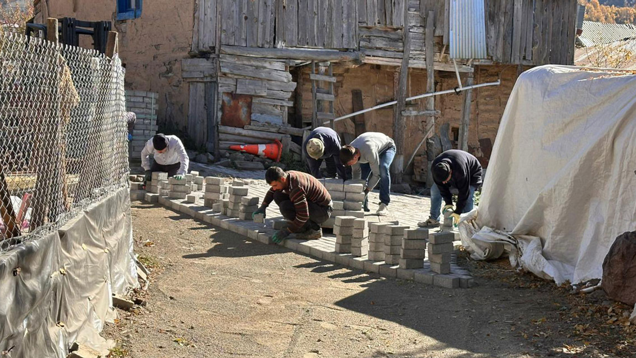 Çamlıdere'de üstyapı çalışmaları aralıksız devam ediyor!