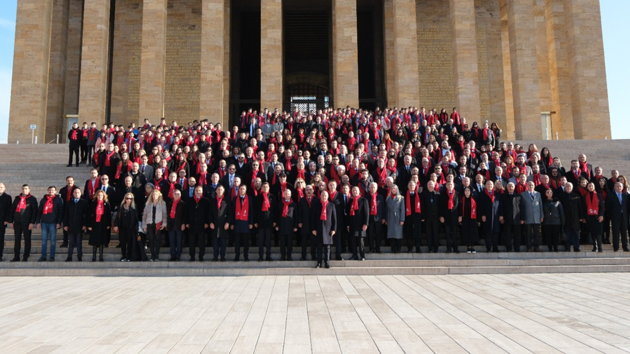 ASO yönetiminden Anıtkabir'e ziyaret