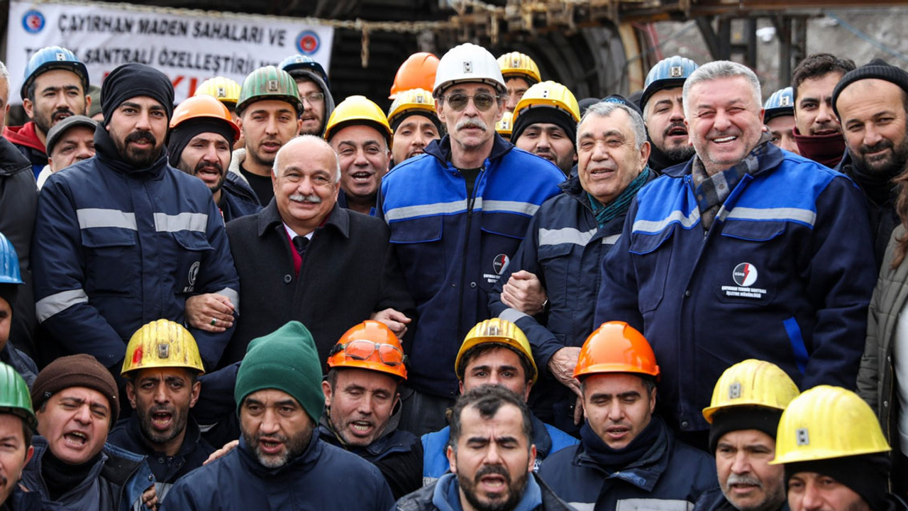 Erdal Beşikcioğlu'ndan Çayırhan'daki maden işçilerine destek