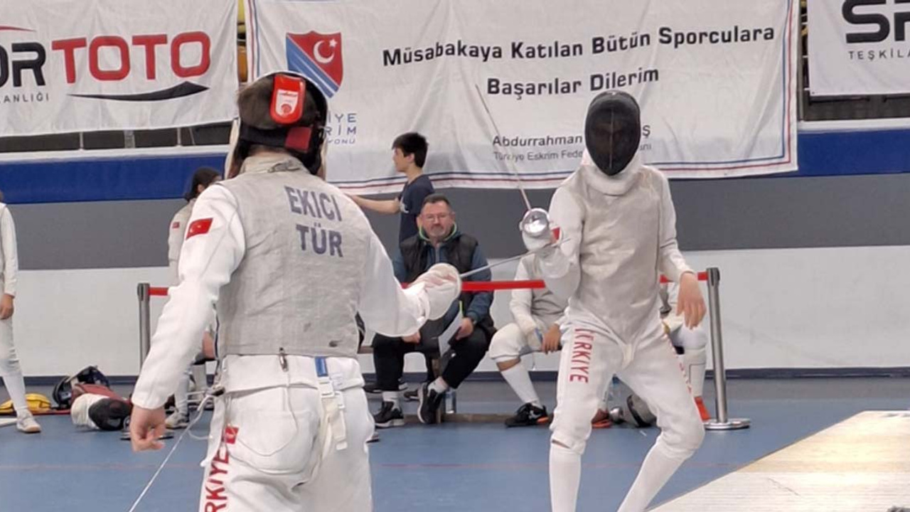 Ankara'da 17 Yaş Altı Flöre Federasyon Kupası sona erdi: 124 sporcu katıldı