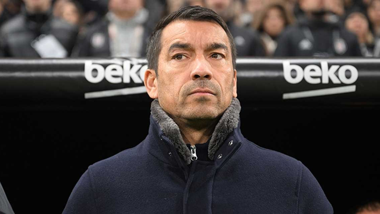 Giovanni van Bronckhorst’tan Beşiktaş’a duygusal veda: Daha fazla zamanım olsaydı...