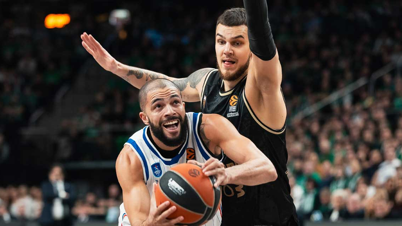 Anadolu Efes, Zalgiris deplasmanında yıkıldı