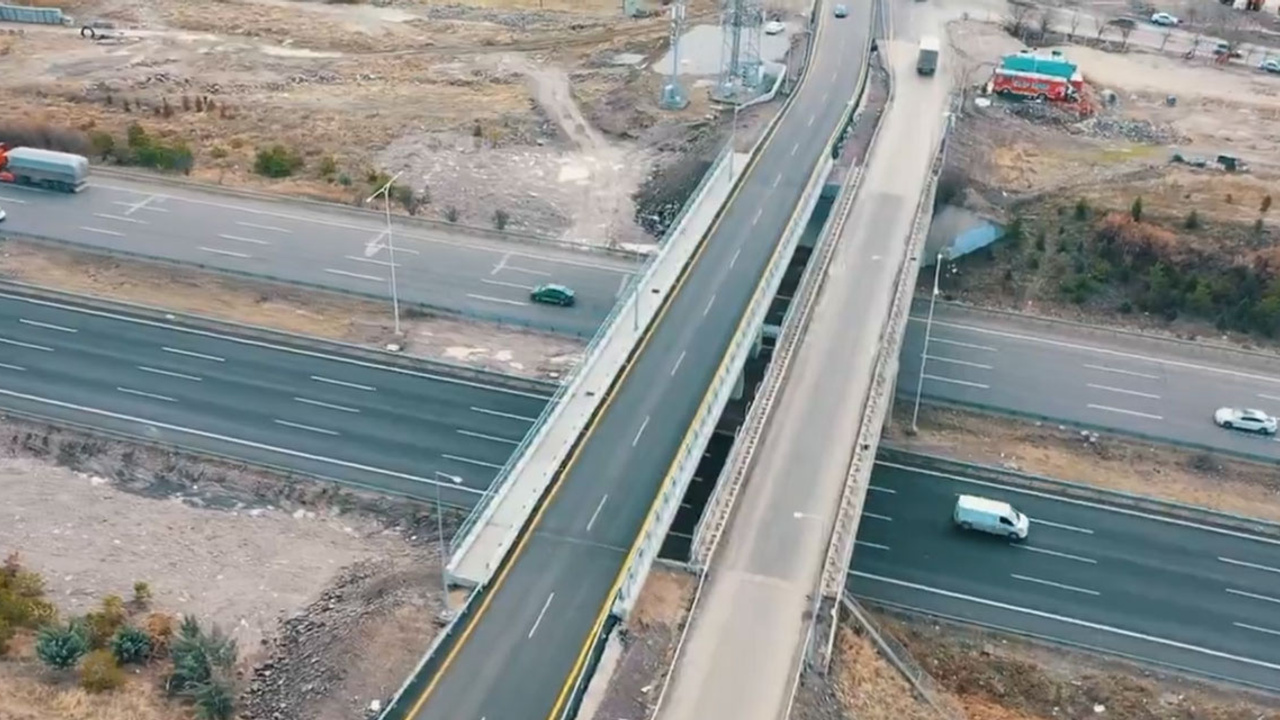 Trafik yoğunluğu büyük ölçüde azalacak: Ankara'da yeni köprü hizmete açıldı