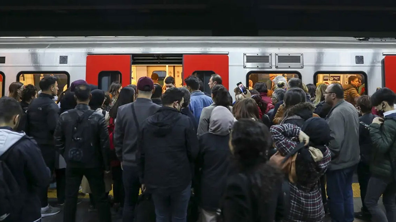 Ankara metrosunda Kızılay - Çayyolu arasında bir arıza daha: Seferler aktarmalı gerçekleştiriliyor