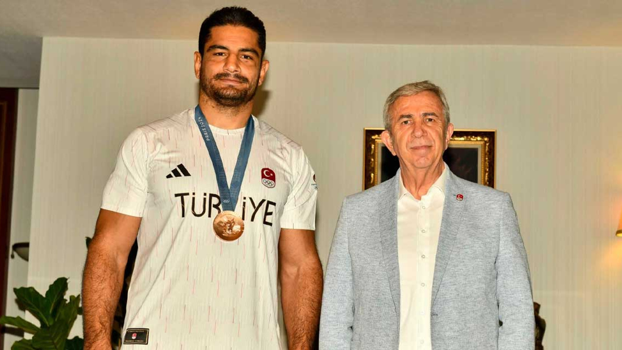 Mansur Yavaş ve Mesut Özarslan'dan Türkiye Güreş Federasyonu Başkanı seçilen Taha Akgül'e tebrik mesajı